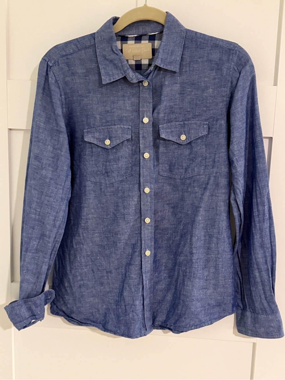 Banana Republic Lightweight Chambray Button-Front Shirt in Blue